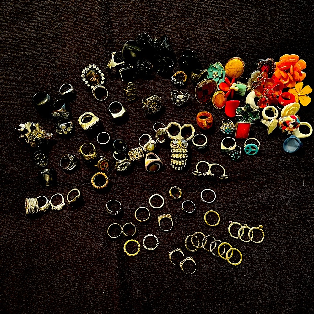 LOT Sale for (100+) RINGS FROM THE 90’S NO GOLD!

FINAL SALE INQUIRES WELCOMED